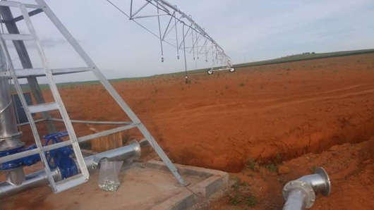 اجهزة ري محوري